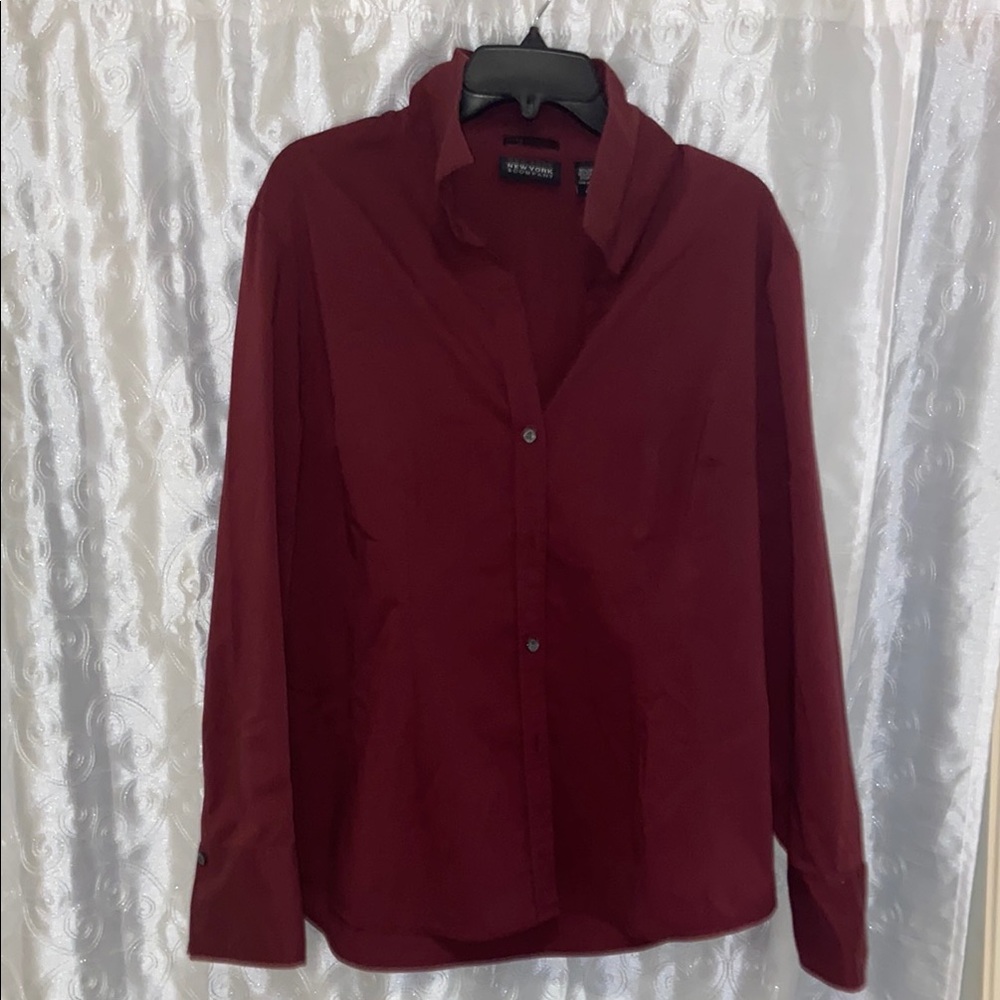 New York & Company Red Button-Up Shirt Women’s Size XL 🔥 YB3